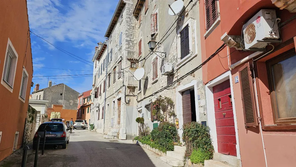 Rovinj Two-Bedroom Apartment with Sea View for 4