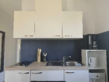 Rovinj Apartment for 2 with Balcony and Parking