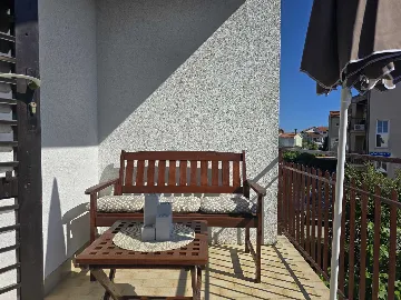 Rovinj Apartment for 2 with Balcony and Parking