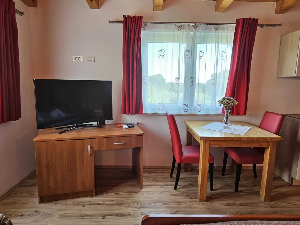 Rovinj Studio Apartment for 2 with Private Parking