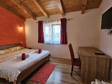Rovinj Double Room with Private Bathroom