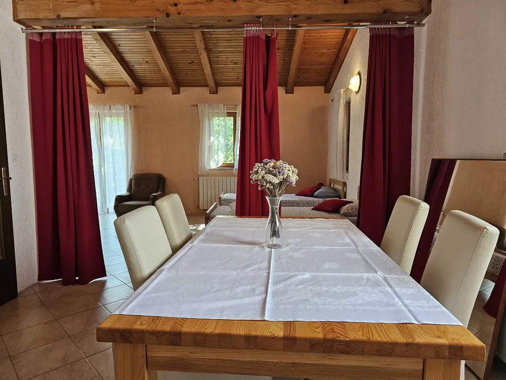 Rovinj Apartment with Terrace & Parking for 4