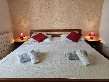 Rovinj Apartment with Terrace & Parking for 4