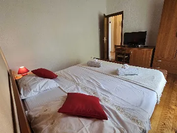 Rovinj Apartment with Terrace & Parking for 4