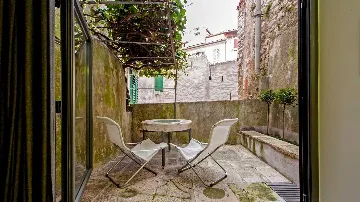 Rovinj Studio Apartment for 2 with Balcony Terrace