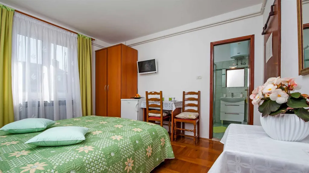 Rovinj Double Room with Garden View
