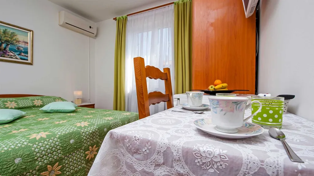 Rovinj Double Room with Garden View