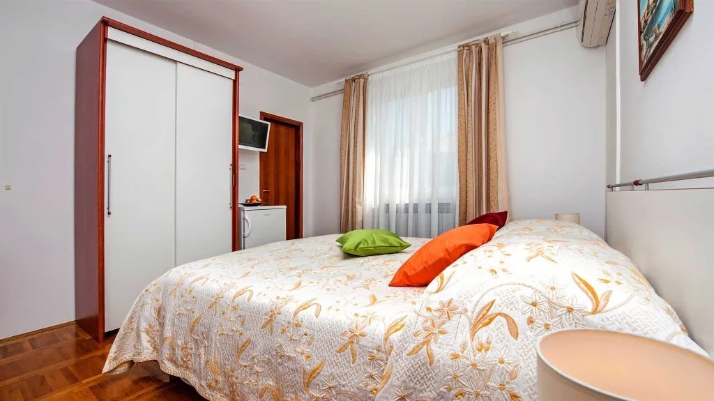 Double Room for 2 in Rovinj Old Town