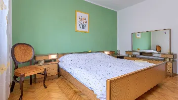 Three-Bedroom Apartment in Pula for up to 7