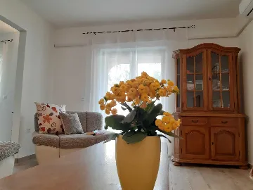 Three-Bedroom Apartment in Pula for up to 7