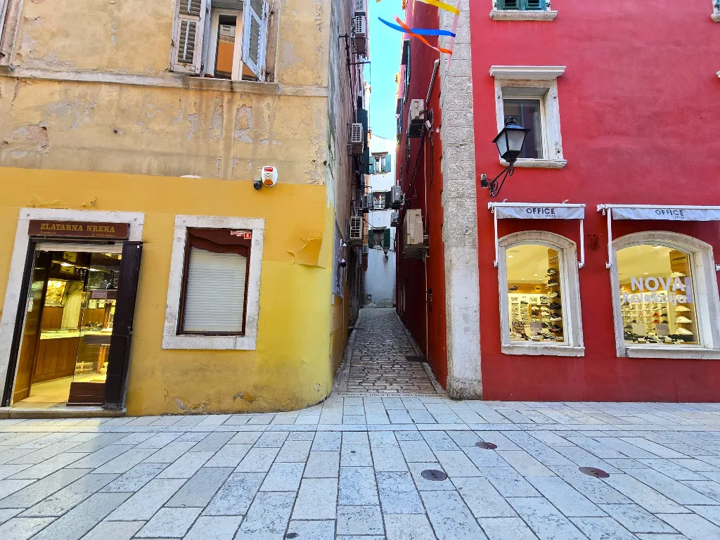 One-Bedroom Apartment for Up to 3 in Rovinj