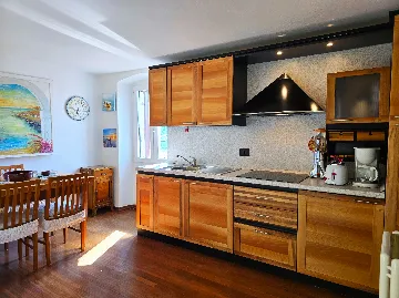 Two-Bedroom Apartment in Rovinj with Sea View for 4