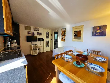 Two-Bedroom Apartment in Rovinj with Sea View for 4