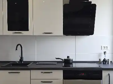 Sea-View Apartment for 2 in Rovinj