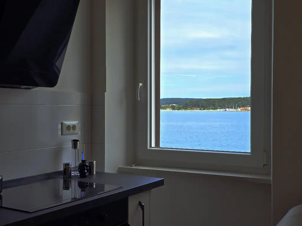 Sea-View Apartment for 2 in Rovinj