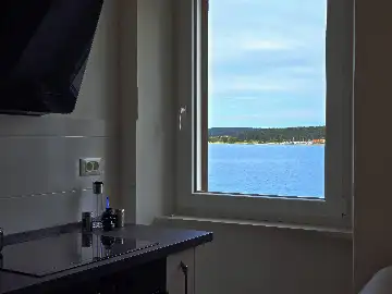 Sea-View Apartment for 2 in Rovinj