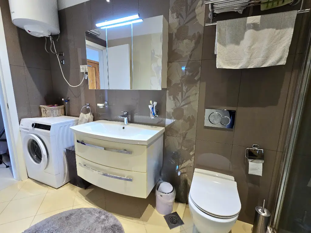 Sea-View Apartment for 2 in Rovinj