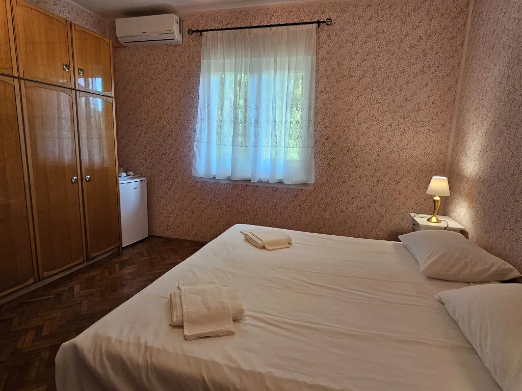 Rovinj Double Room with Private Bathroom