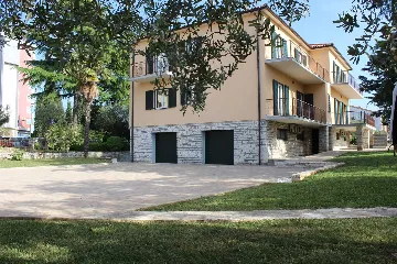 Rovinj Double Room with Private Bathroom