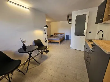 Rovinj Studio Apartment with Balcony for 2 Guests