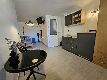 Rovinj Studio Apartment with Balcony for 2 Guests