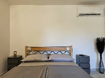 Rovinj Studio Apartment with Balcony for 2 Guests