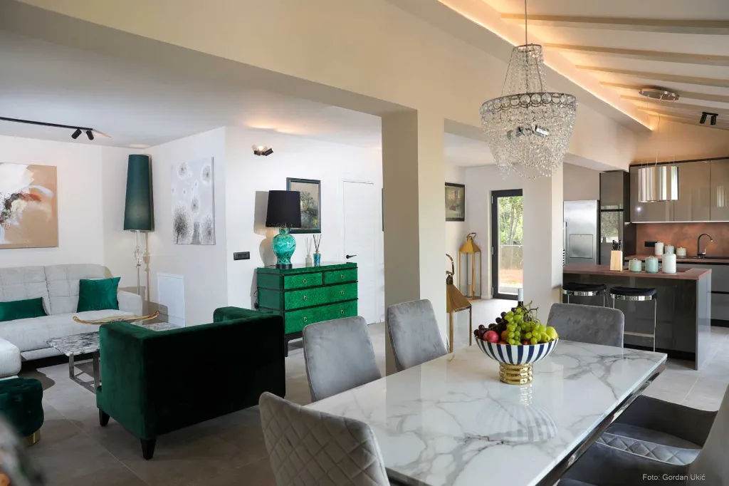 3-Bedroom House with Heated Pool in Rovinj