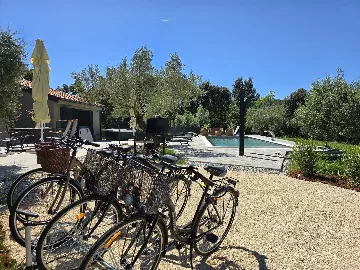 3-Bedroom House with Heated Pool in Rovinj