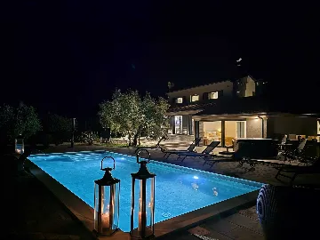 3-Bedroom House with Heated Pool in Rovinj