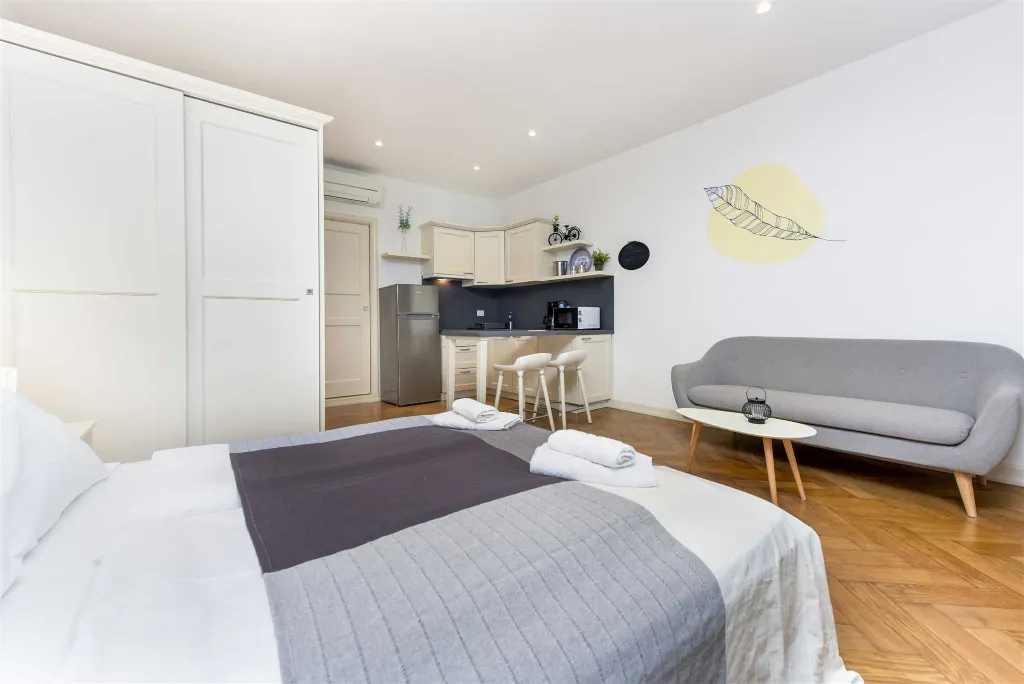 Rovinj Studio Apartment for 2 Guests (Pedestrian Area)