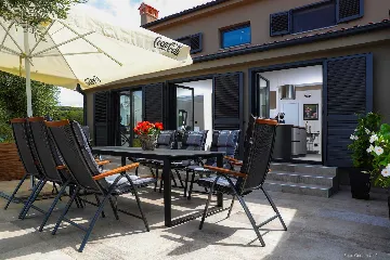 3-Bedroom Villa with Pool in Rovinj for 6 Guests