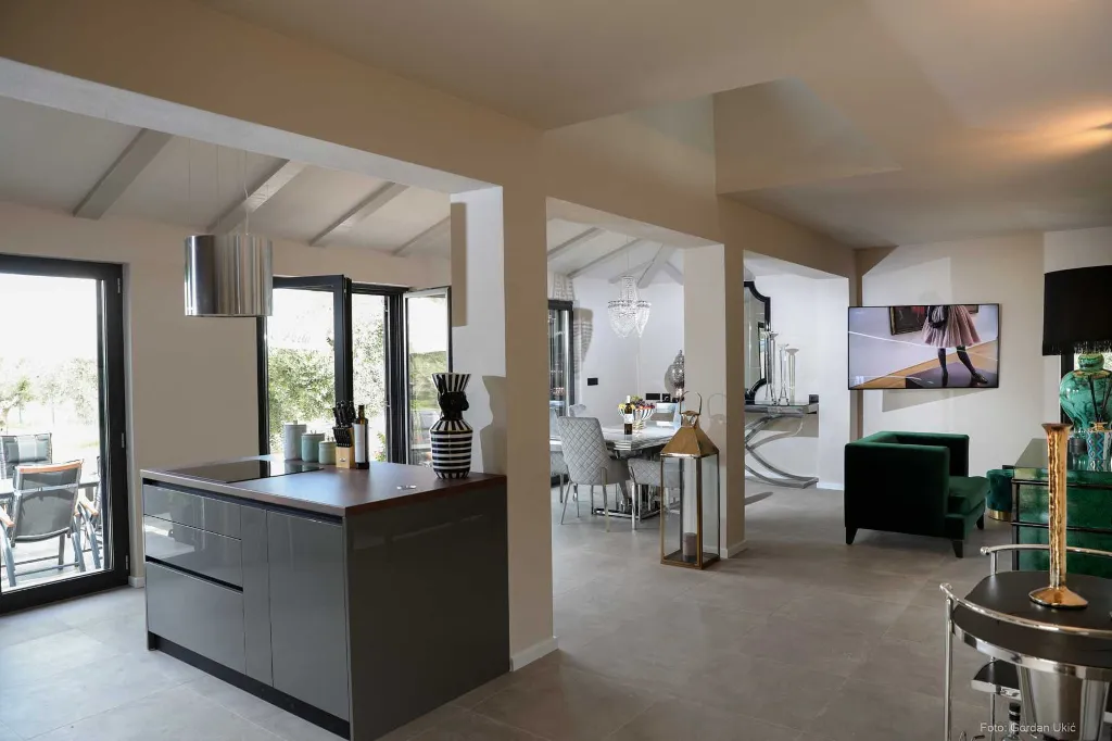 3-Bedroom Villa with Pool in Rovinj for 6 Guests