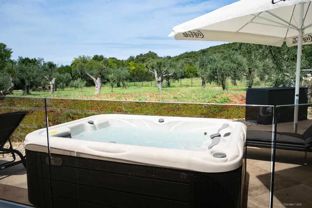 3-Bedroom Villa with Pool in Rovinj for 6 Guests
