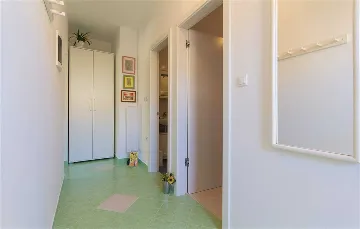 Pula Apartment with BBQ and WiFi for 4 Guests