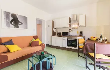 Pula Apartment with BBQ and WiFi for 4 Guests