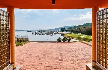 2-Bedroom Apartment in Pomer for Up to 4 Guests