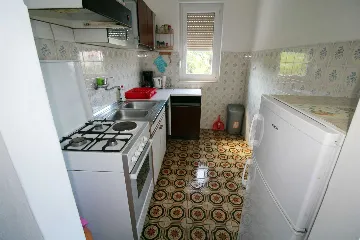 Two-Bedroom Apartment in Pula with Parking