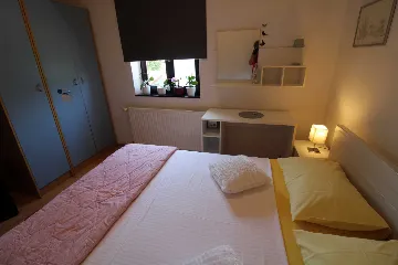 3-Bedroom Apartment in Banjole with Parking