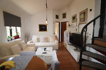 3-Bedroom Apartment in Banjole with Parking