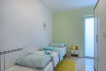 2-Bedroom Apartment in Pula for Up to 4 Guests