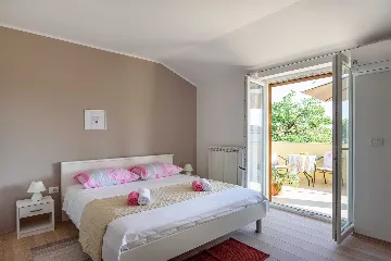 2-Bedroom Apartment in Pula for Up to 4 Guests