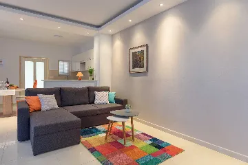 2-Bedroom Apartment in Pula for Up to 4 Guests