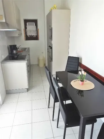 Apartment for 5 in Medulin with Covered Terrace