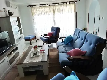 Apartment for 5 in Medulin with Covered Terrace