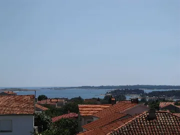 Apartment for 5 in Medulin with Covered Terrace