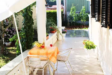 Studio for 2 Guests in Pula with Parking