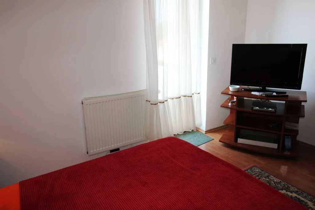 1-Bedroom Apartment in Banjole with Parking
