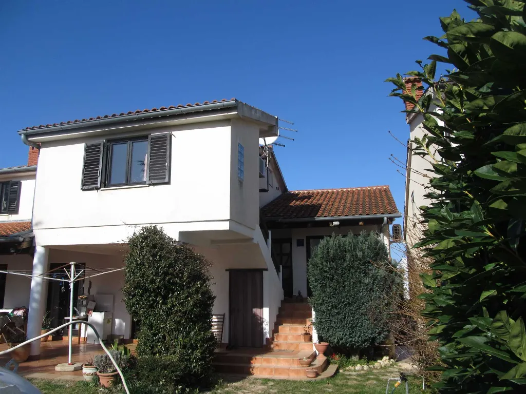 1-Bedroom Apartment in Banjole with Parking
