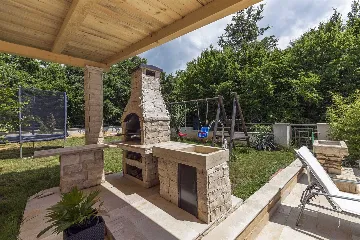 Vodnjan Villa with Heated Pool and Rooftop Terrace