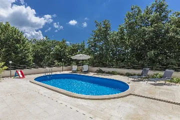 Vodnjan Villa with Heated Pool and Rooftop Terrace